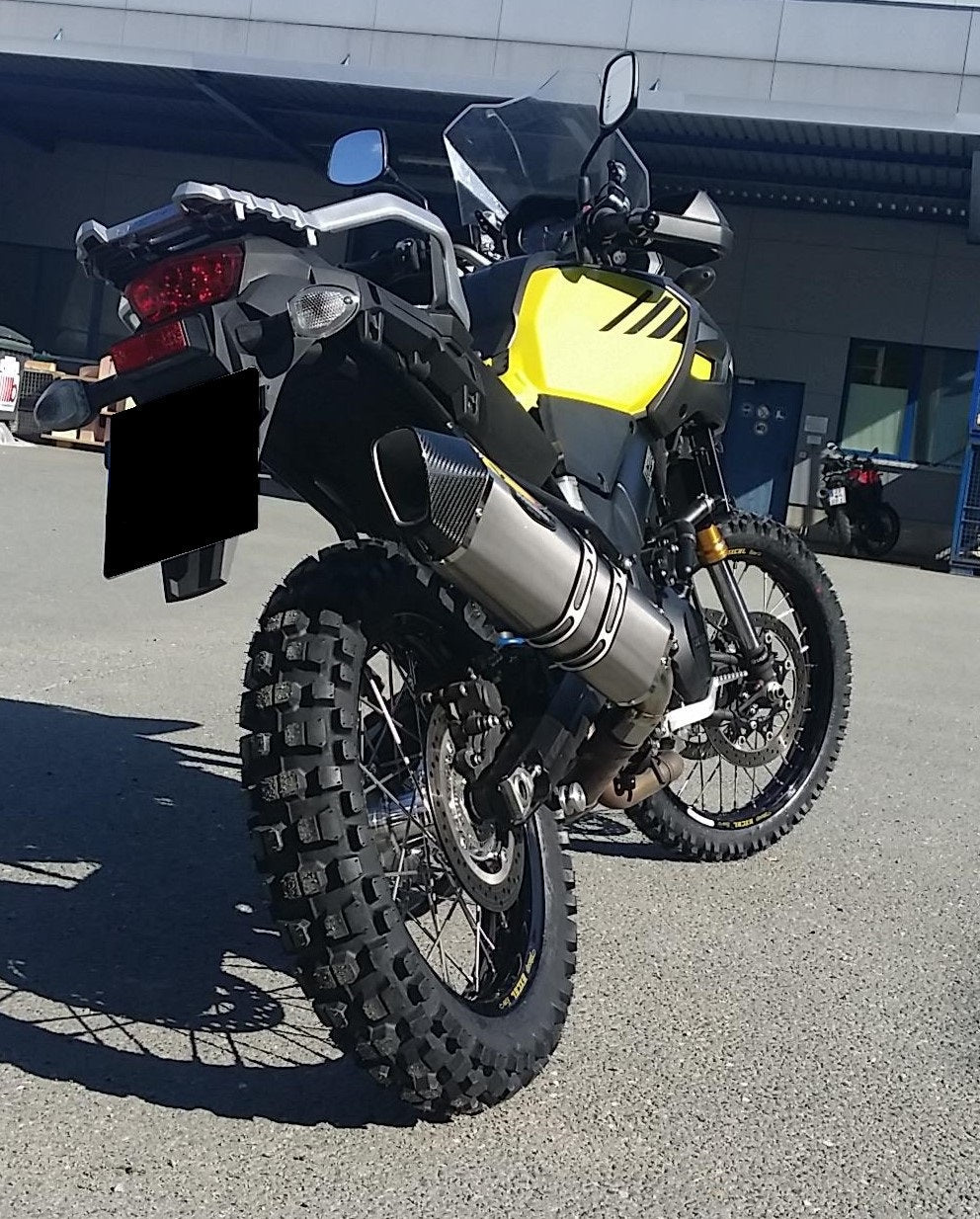 Suzuki DL1000 motorcycle with Woody's custom wheels