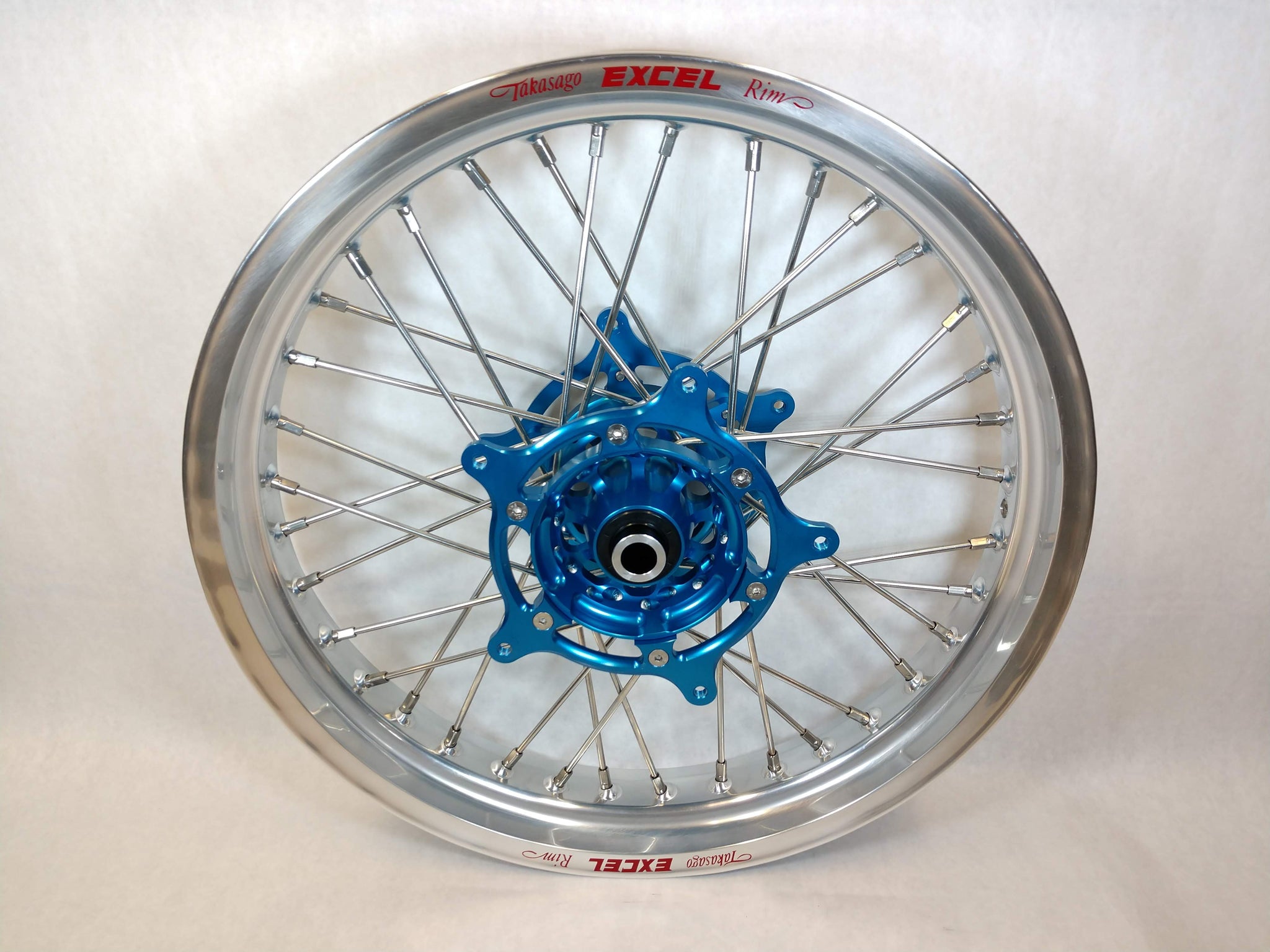 BMW HP2 Front Wheel - 19x2.50"