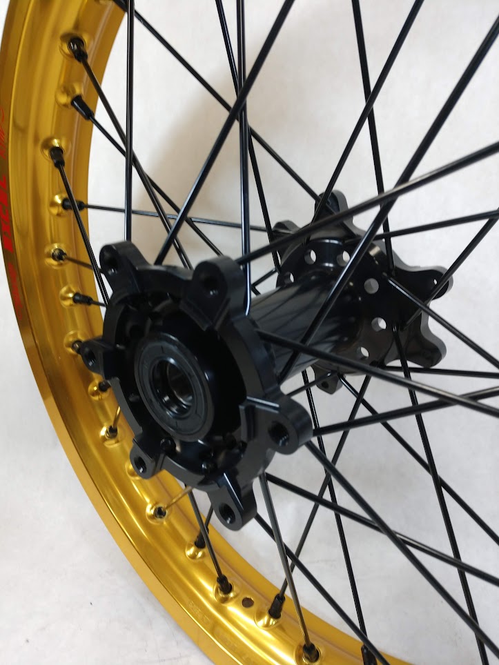 US Ultra Bee w 18/21” wheels on the showroom at Charged Cycle Works in SLC  Utah. Questions? : r/Surron