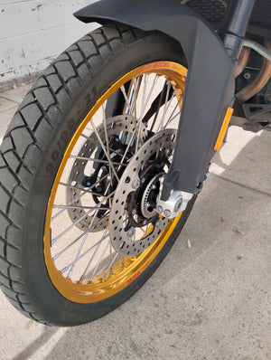 BMW F900GS
