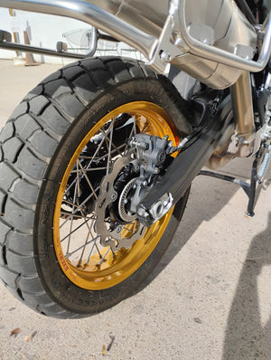 BMW F900GS