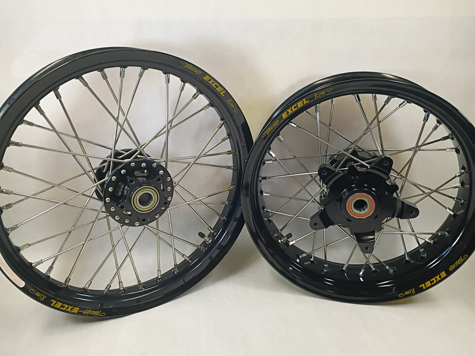 PAN AMERICAN - Harley 19/17 Black Wheel Set Tubeless