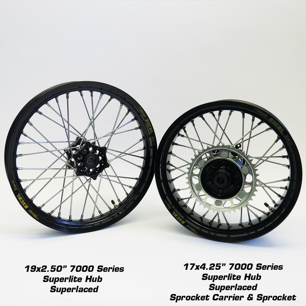 BMW F800GS 前後タイヤ(新品未使用品) BMW F800GS Custom Wheel Set - Woody's Wheel Works