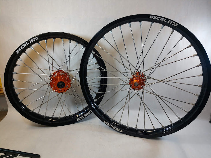 Surron Black/Orange Wheel Set 21/18 Dirt bike Set-Up